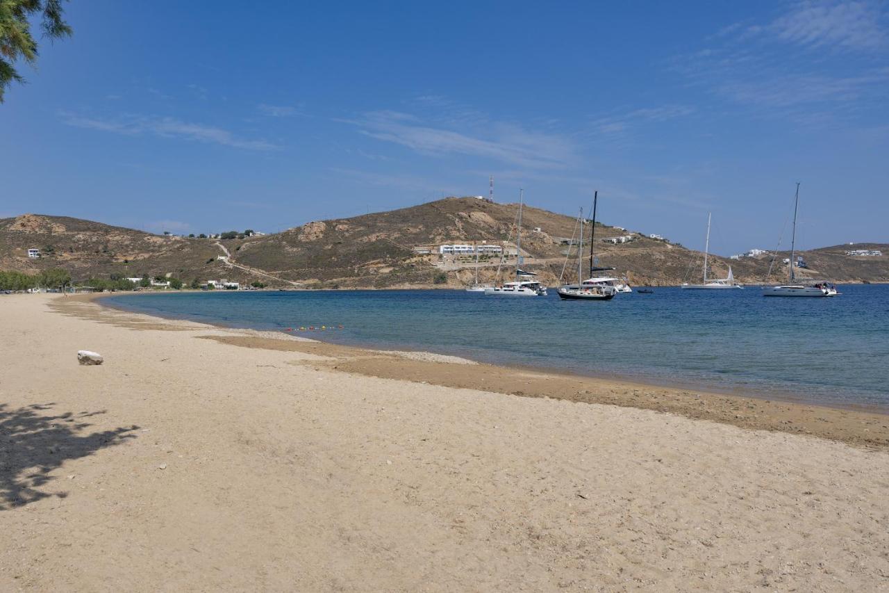 Ninemia Serifos 1 * Livadi (Serifos)