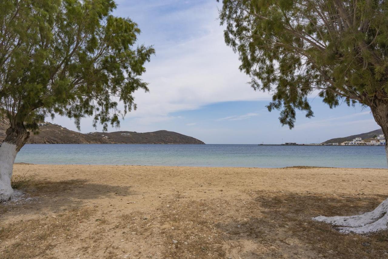 Ninemia Serifos 1 Livadi (Serifos)